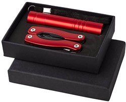 Obrázky: Červený multifunkčný nôž a baterka v krabičke