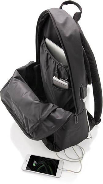Obrázky: Čierny ruksak na notebook s USB výstupom, Obrázok 6