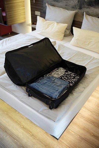 Obrázky: Veľká cestovná taška na kolieskach, dva oddiely, Obrázok 3
