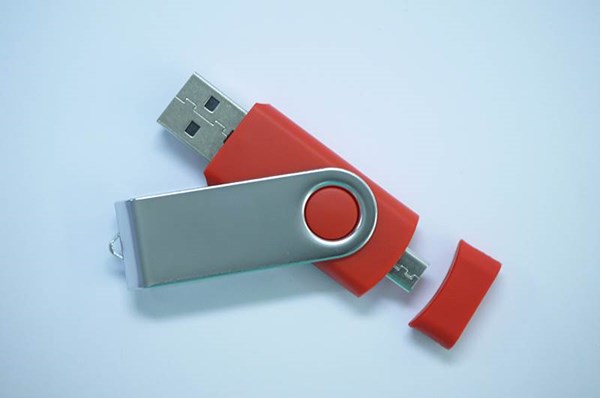 Obrázky: ROTATE  OTG flash disk 8GB s mikro USB, červený, Obrázok 1