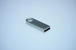 Obrázky: Compact hliníkový USB flash disk s očkom 8GB