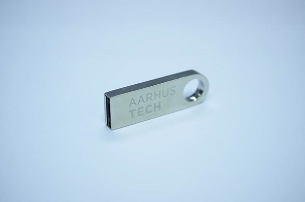 Obrázky: Compact hliníkový USB flash disk s očkom 1GB, Obrázok 2