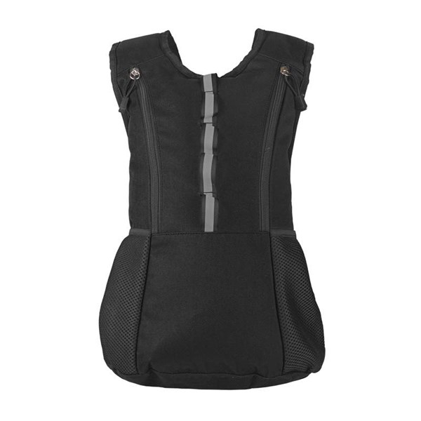 Obrázky: Čierny polyesterový ruksak s reflexným pásom