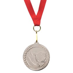 Obrázky: Strieborná medaila na futbal na červenej stuhe