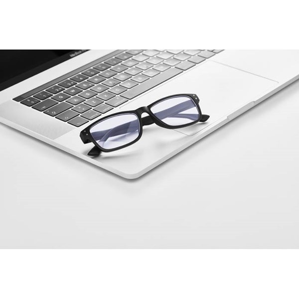 Obrázky: Čierne okuliare na prácu s počítačom, Obrázok 5