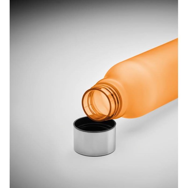 Obrázky: Oranžová fľaša z RPET, pogumovaná úprava, 600ml, Obrázok 4