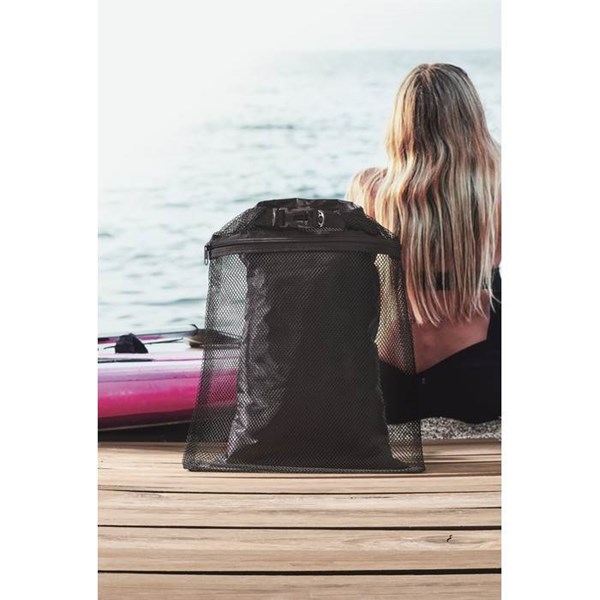 Obrázky: Čierne vodotesná taška s popruhom, 6L, Obrázok 2