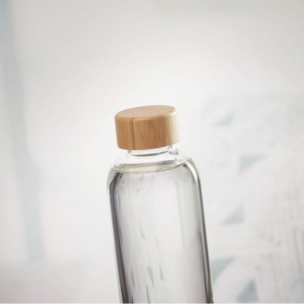 Obrázky: Transparentná sklenená fľaša s bambusovým viečkom, Obrázok 2