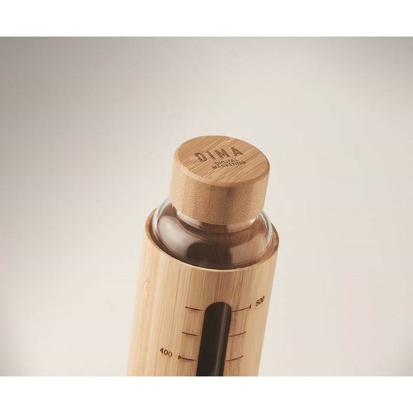 Obrázky: Sklenená fľaša s bambusovým krytom, 600ml, hnedá, Obrázok 6