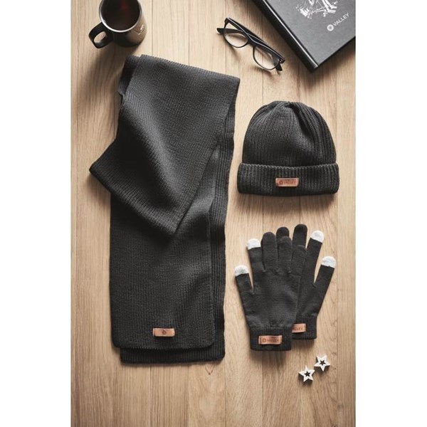 Obrázky: Zimná sada čiapka, šál a rukavice, Obrázok 3