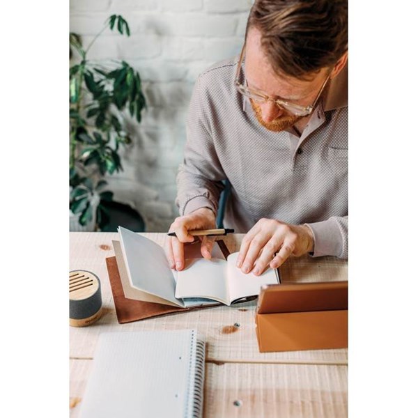 Obrázky: Bezdrôtový reproduktor v kryte z RPET, Obrázok 7