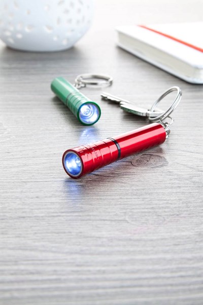 Obrázky: Červená plastová mini LED baterka ako prívesok, Obrázok 3