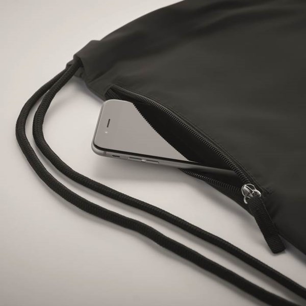 Obrázky: Čierny lesklý sťahovací ruksak, bočné vrecko, Obrázok 4