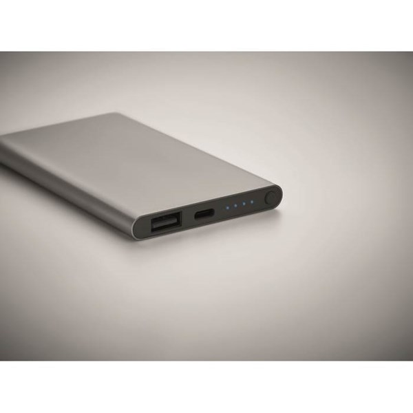 Obrázky: Powerbanka Type C 4 000 mAh, titánová, Obrázok 4