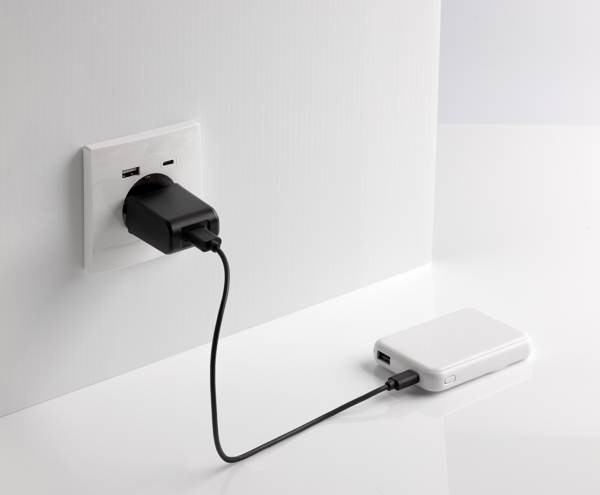 Obrázky: Bezdrôtová magnetická powerbanka 5000mAh 5W, biela, Obrázok 7