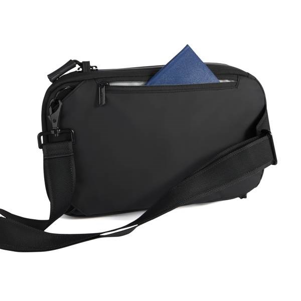 Obrázky: Vodoodolný vertikálny ruksak cross body, čierny, Obrázok 2