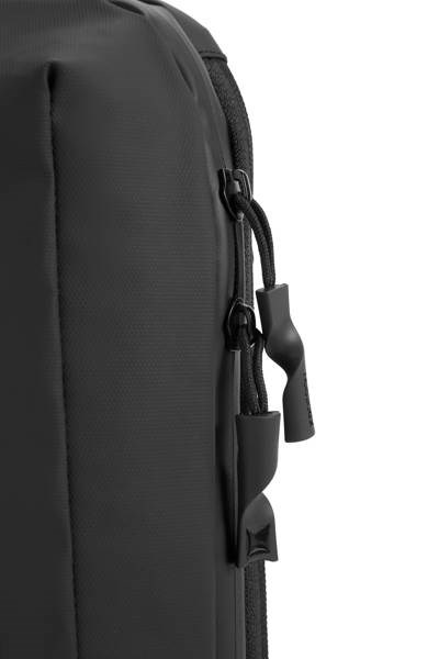 Obrázky: Vodoodolný vertikálny ruksak cross body, čierny, Obrázok 5