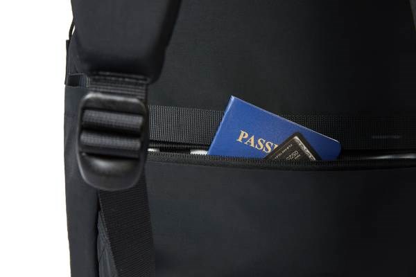 Obrázky: Čierny ruksak Soft Tote s dvojitým zipsom, Obrázok 18
