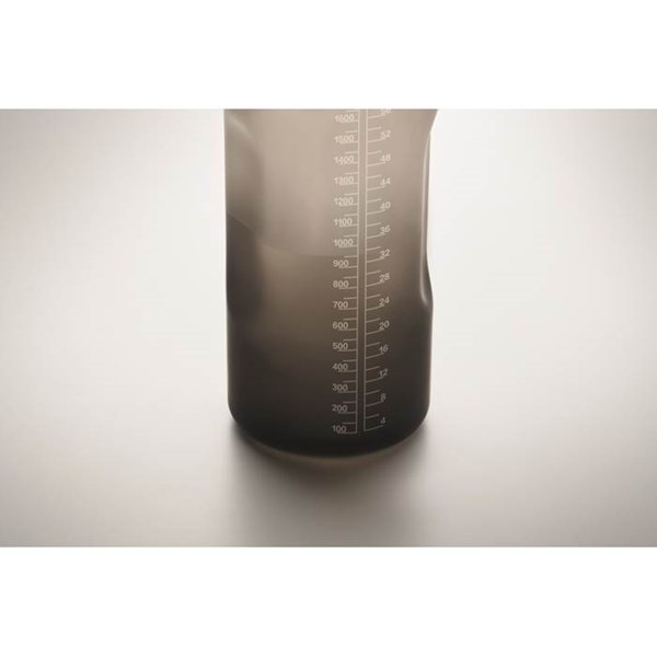 Obrázky: Motivačná fľaša na vodu z RPET, 2000 ml, čierna, Obrázok 4