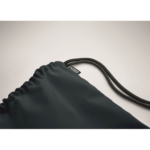 Obrázky: Veľký tmavomodrý sťahovací ruksak 300D RPET, Obrázok 5