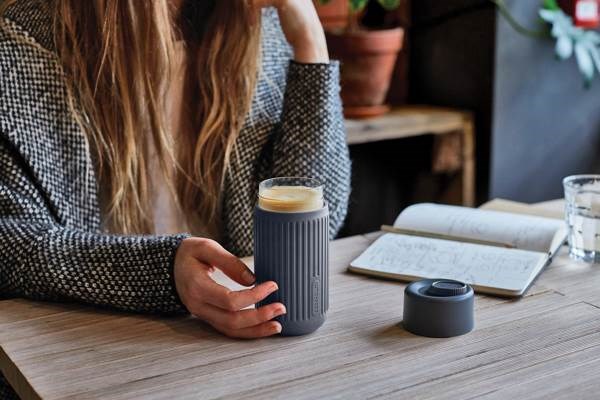 Obrázky: Cestovný pohár Black+Blum, 340 ml, sivý, Obrázok 6