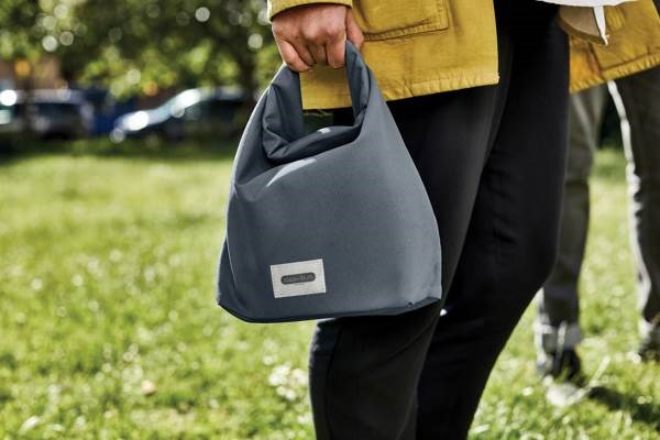 Obrázky: Black+Blum 6,7L izolovaná taška na obed, sivá, Obrázok 15