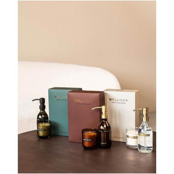 Obrázky: Čierna sada dávkovača mydla 250ml a sviečky 150g, Obrázok 5