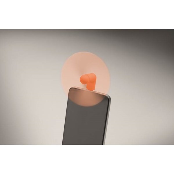 Obrázky: Oranžový prenosný USB-C ventilátor, Obrázok 5