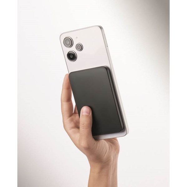 Obrázky: Tenká magnetická powerbanka 20W, 5000mAh, Obrázok 4
