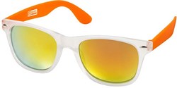 Obrázky: Oranžovo-biele slnečné okuliare v retro štýle