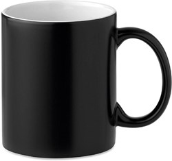 Zobrazit detaily pro Čierny hrnček meniaci farbu 300 ml Obrázky: Čierny hrnček meniaci farbu 300 ml