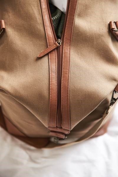 Obrázky: Hnedá cestovná taška VINGA Sloane RPET, Obrázok 5