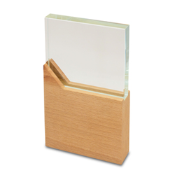 Zobrazit detaily pro KINGSTON trofej z krištálu a dreva, transparentná Obrázky: KINGSTON trofej z krištálu a dreva, transparentná