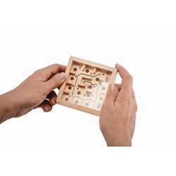 Obrázky: Štvorcová hra labyrint z borového dreva