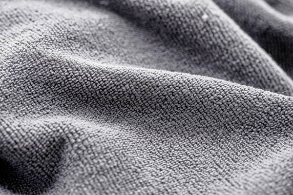 Obrázky: Šedý športový uterák VINGA z GRS RPET 40x80cm, Obrázok 4