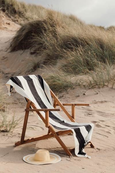 Obrázky: Bielo-Čierna plážová osuška VINGA Valmer, strapce, Obrázok 4